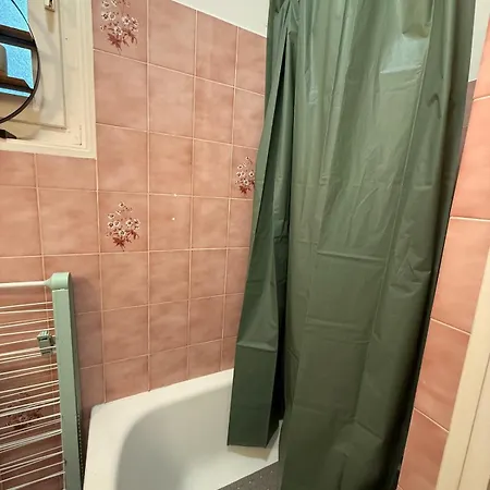 Appartement Charming In A Great Location