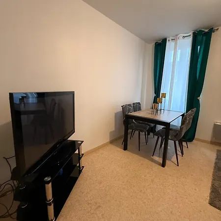 Appartement Charming In A Great Location